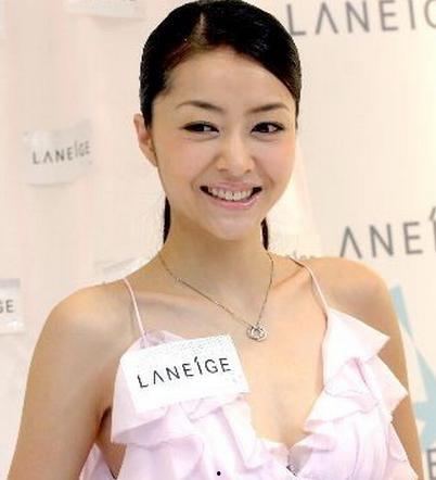 娛樂圈10大臟女明星,揭秘不為人知的黑歷史